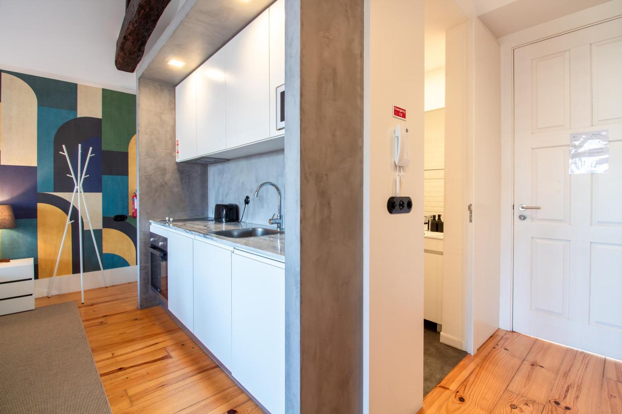 Lovelystay - Dirk Apartment - Almada 4º F OOporto Exteriör bild